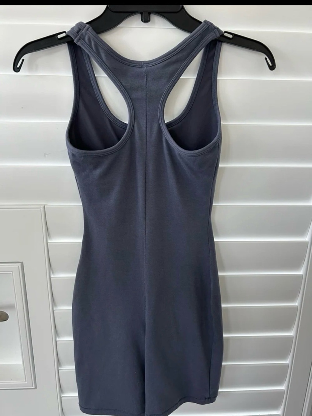 Skims NEW outdoor mid thigh bodysuit $80 MSRP Size xs - Picture 7 of 7